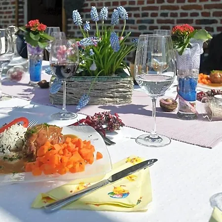Bed & Breakfast Aux Gaietes De La Sabotiere Seloignes