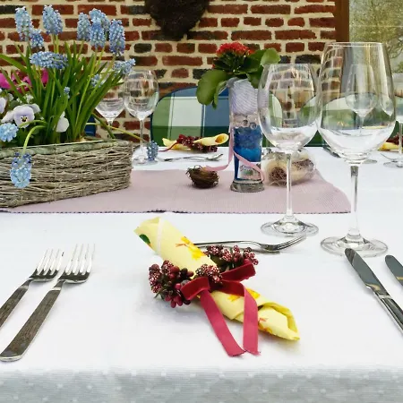 Bed & Breakfast Aux Gaietes De La Sabotiere 3*